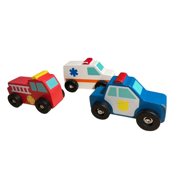 Melissa & Doug Keys & Cars Wooden Rescue Garage Toy For Ages 3+ - Picture 16 of 16